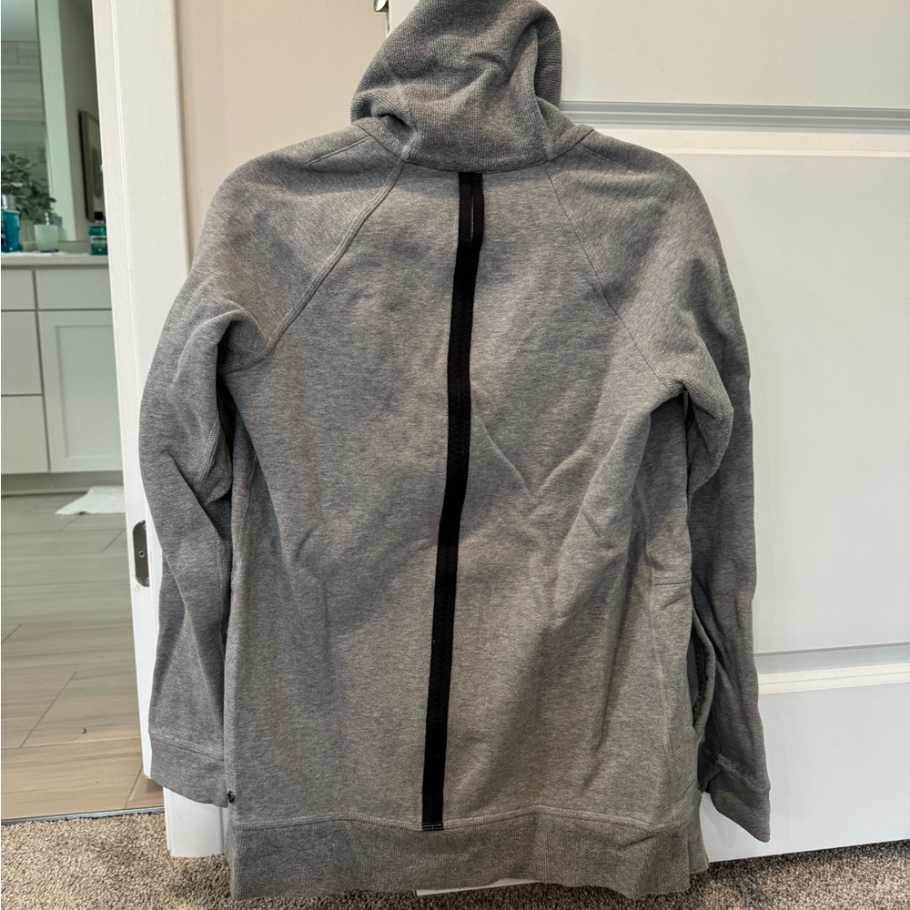 LULULEMON Jacket Sweatshirt Yin to My Yang Gray Snap Front Size 6 - Picture 3 of 6